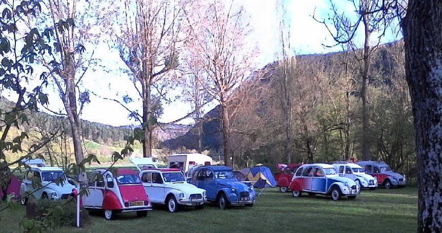 camping le clos des peupliers 2cv