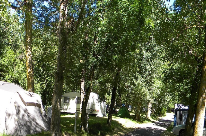 camping_le_clos_des_peuplier_alle_1